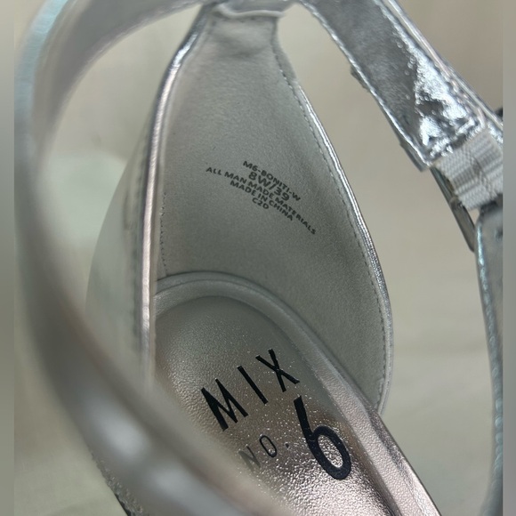 Mix No. 6 Women’s Bonti Silver Metallic Rhinestone Ankle Strap Heels Size 8W - Picture 5 of 6